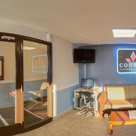 Coratel Inn & Suites By Jasper Hastings エクステリア 写真