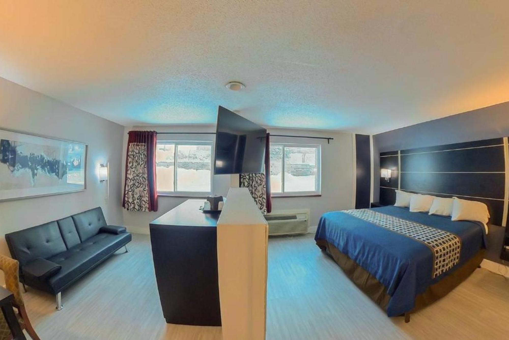Coratel Inn & Suites By Jasper Hastings エクステリア 写真